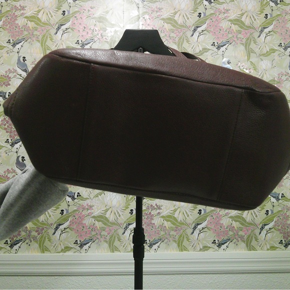 Brown pebbled leather Coach Park Carrie tote bag, style F23284. - Picture 3 of 5